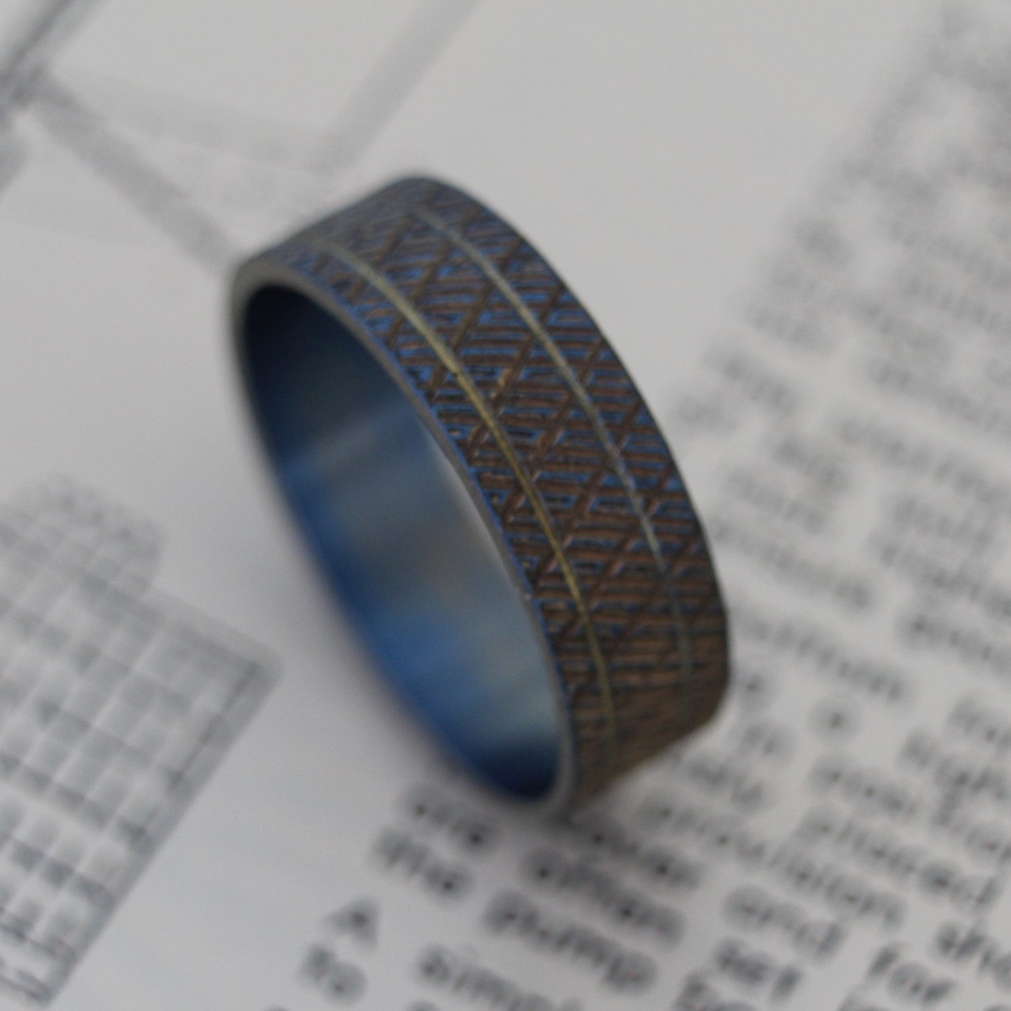 Titanium knurled Holographic Colour Ring